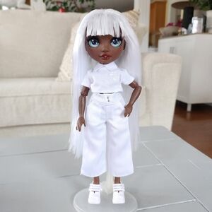 🌈 MGA Rainbow High Watercolor & Create Doll Blue Eyes Dark Skin Beautiful